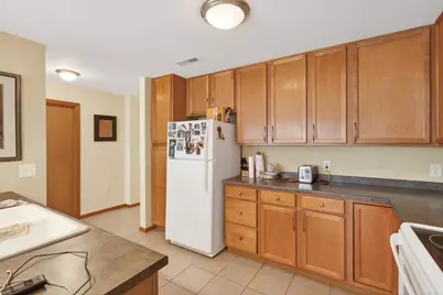 2540 38th Avenue NE #203, Saint Paul, MN 55421 - Photo 11