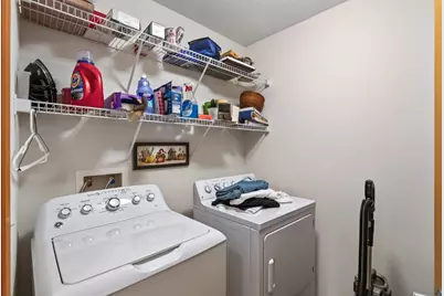 2540 38th Avenue NE #203, Saint Paul, MN 55421 - Photo 23