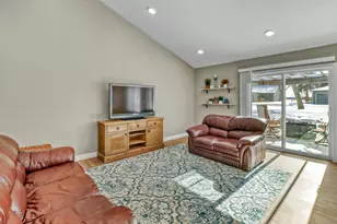 501 N Shore Dr, Detroit Lakes, MN 56501 - Photo 15