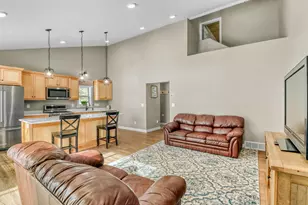 501 N Shore Dr, Detroit Lakes, MN 56501 - Photo 17