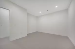 320 Laurel Curve, Golden Valley, MN 55426 - Photo 31