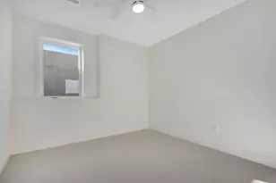 320 Laurel Curve, Golden Valley, MN 55426 - Photo 29