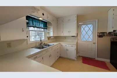 617 12th Avenue, Clarkfield, MN 56223 - Photo 5