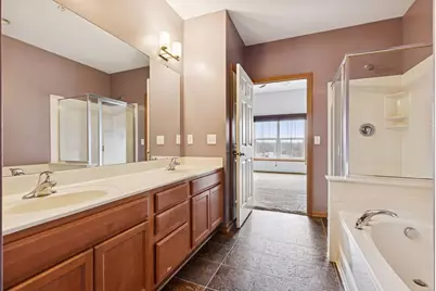 1244 County Road D E #106, Maplewood, MN 55109 - Photo 23