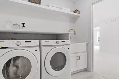 380 Laurel Curve, Golden Valley, MN 55426 - Photo 25