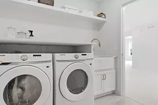 380 Laurel Curve, Golden Valley, MN 55426 - Photo 25