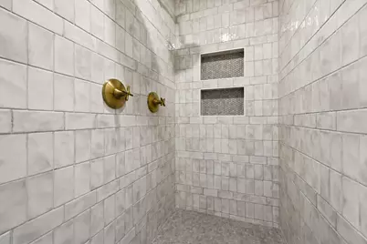 380 Laurel Curve, Golden Valley, MN 55426 - Photo 21