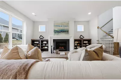 380 Laurel Curve, Golden Valley, MN 55426 - Photo 5