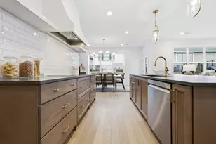 380 Laurel Curve, Golden Valley, MN 55426 - Photo 11