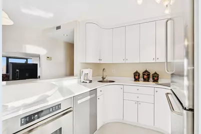 1920 S 1st Street #1904, Minneapolis, MN 55454 - Photo 11