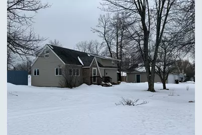 1702 3rd Avenue W, International Falls, MN 56649 - Photo 1