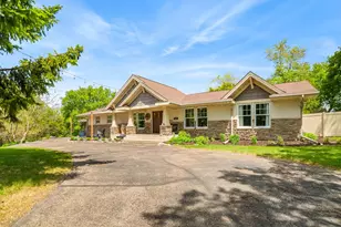 6420 Bluff Dr, Bloomington, MN 55438 - Photo 61
