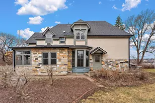 231 Isabel St W, Saint Paul, MN 55107 - Photo 13