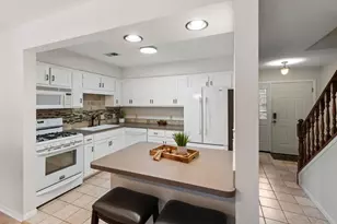 7301 W Franklin Ave, Saint Louis Park, MN 55426 - Photo 3