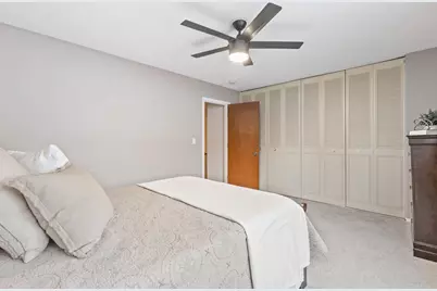 7301 W Franklin Avenue, Saint Louis Park, MN 55426 - Photo 15