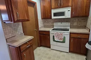 1106 Foothills Cir, Albert Lea, MN 56007 - Photo 9