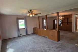 1106 Foothills Cir, Albert Lea, MN 56007 - Photo 9