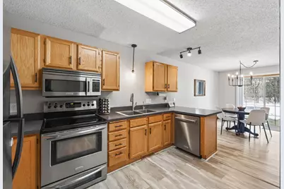 9935 Russell Avenue N #6, Brooklyn Park, MN 55444 - Photo 11