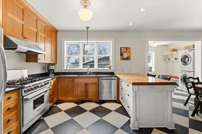 674 Holly Avenue, Saint Paul, MN 55104 - Photo 21