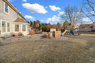 800 27th St SW, Austin, MN 55912 - Photo 79