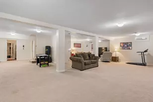 800 27th St SW, Austin, MN 55912 - Photo 17