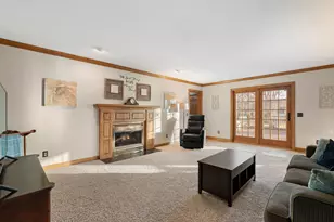 800 27th St SW, Austin, MN 55912 - Photo 9