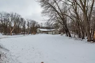 8125 Spring Valley Rd, Waconia, MN 55387 - Photo 77