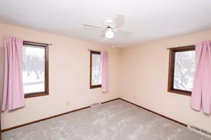 8125 Spring Valley Rd, Waconia, MN 55387 - Photo 11