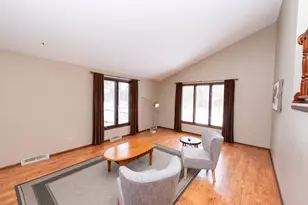 8125 Spring Valley Rd, Waconia, MN 55387 - Photo 63