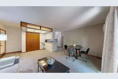 2604 4th Avenue NE #1, Rochester, MN 55906 - Photo 3