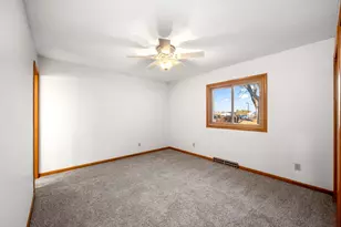 1224 S Ramsey St, Blue Earth, MN 56013 - Photo 27