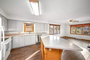 1224 S Ramsey St, Blue Earth, MN 56013 - Photo 19