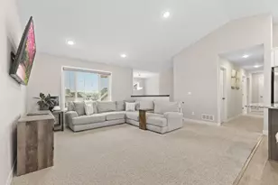 624 Emmy Ln, Hanover, MN 55341 - Photo 7