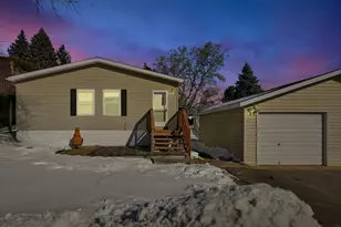 14 Rita Ln, Chaska, MN 55318 - Photo 1