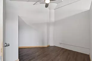 1901 E Hennepin Ave, Minneapolis, MN 55413 - Photo 17