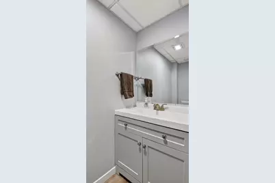 505 Summer Street, Eau Claire, WI 54701 - Photo 19