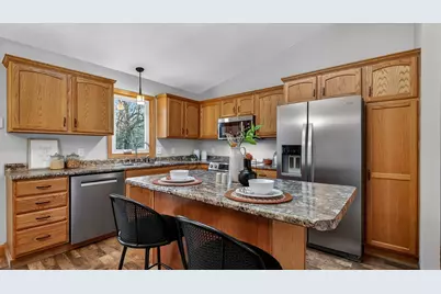 3145 Fern Court, Eau Claire, WI 54703 - Photo 5