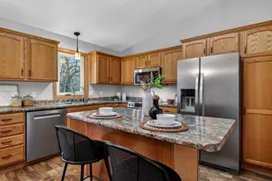 3145 Fern Ct, Eau Claire, WI 54703 - Photo 5