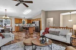 3145 Fern Ct, Eau Claire, WI 54703 - Photo 3