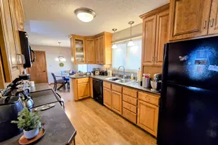 807 7th Ave SE, Pipestone, MN 56164 - Photo 9