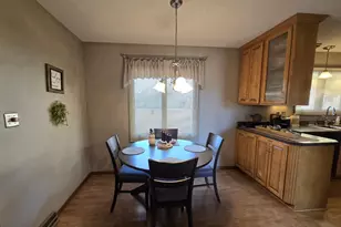 807 7th Ave SE, Pipestone, MN 56164 - Photo 3