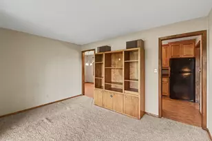 807 7th Ave SE, Pipestone, MN 56164 - Photo 9