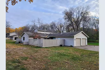 1008 Carmel Court, Shoreview, MN 55126 - Photo 17