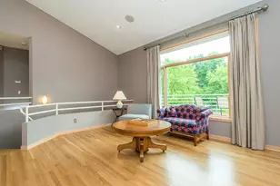 880 Vineland Ct, Chanhassen, MN 55317 - Photo 9