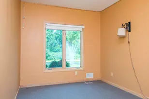 880 Vineland Ct, Chanhassen, MN 55317 - Photo 23