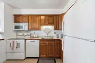 78 10th St E, Saint Paul, MN 55101 - Photo 7