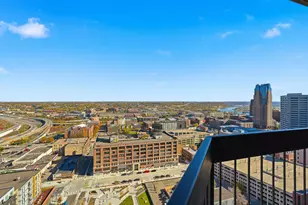 78 10th St E, Saint Paul, MN 55101 - Photo 9