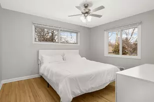 647 Mill St, Excelsior, MN 55331 - Photo 13