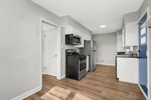 647 Mill St, Excelsior, MN 55331 - Photo 9