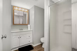 647 Mill St, Excelsior, MN 55331 - Photo 27